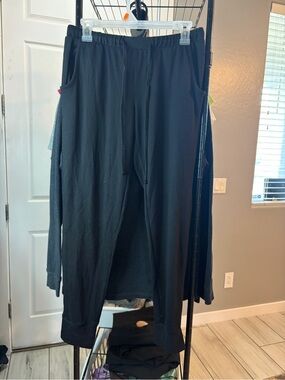 Classic Black Women's Track Pants with Elastic Waist